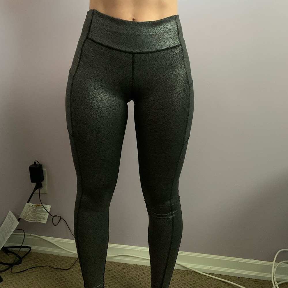 Lulu metallic tights